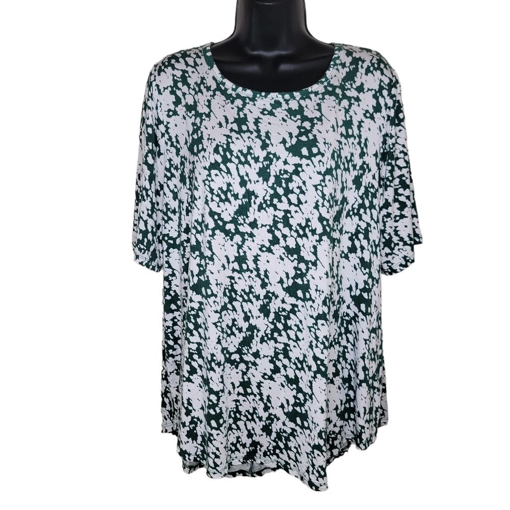 Lane Bryant super soft t-shirt size 18/20